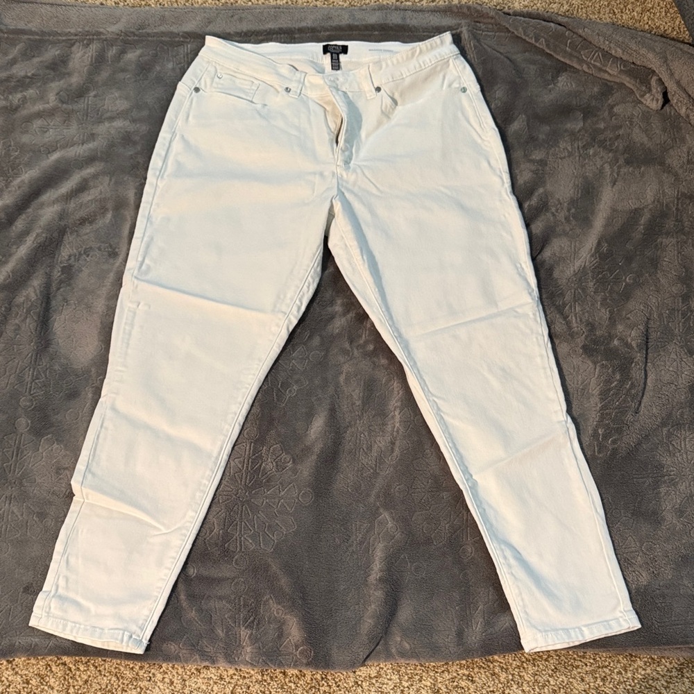 Jones New York Women’s Relaxed Jeans